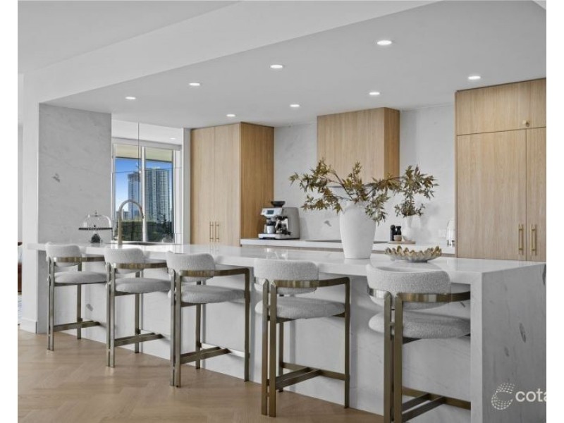 63/53 Darrambal Street, Chevron Island QLD 4217