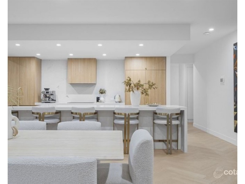 63/53 Darrambal Street, Chevron Island QLD 4217