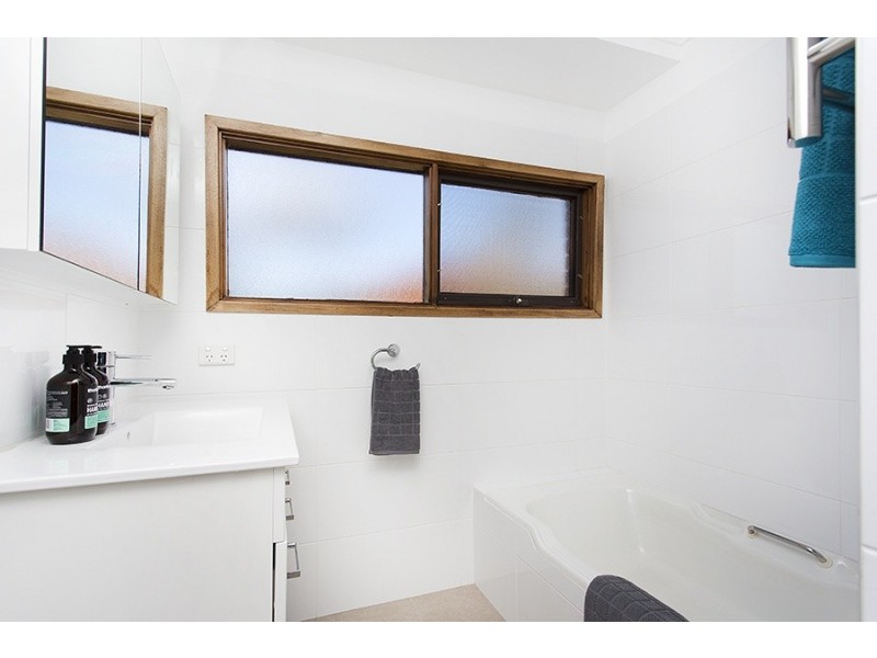 120 Sladden Road, Yarrawarrah NSW 2233