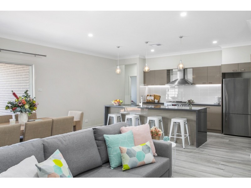 15 Buckle Avenue, Engadine NSW 2233