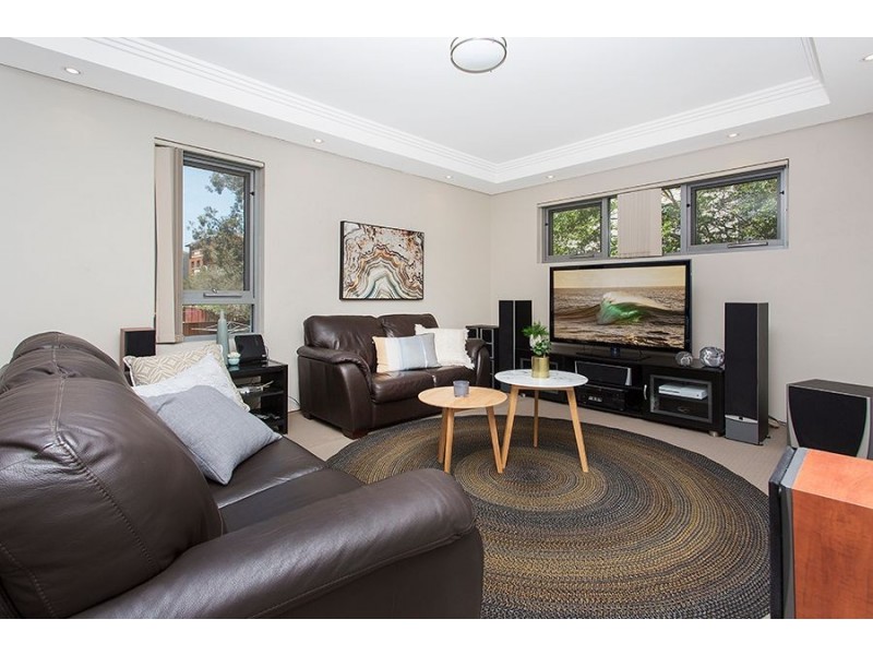 4/33 Martin Place, Mortdale NSW 2223