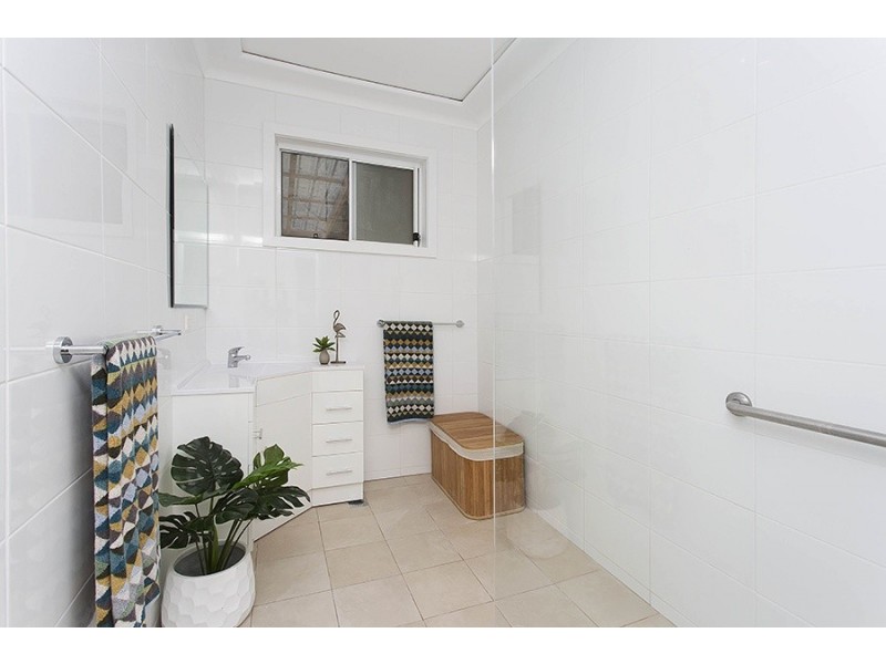 38 Parklands Ave, Heathcote NSW 2233