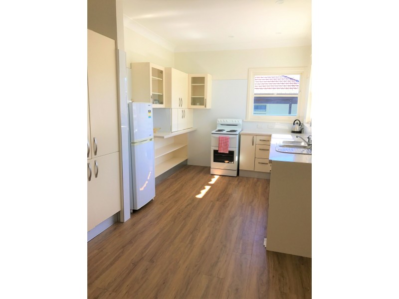 104 Banksia Avenue, Engadine NSW 2233