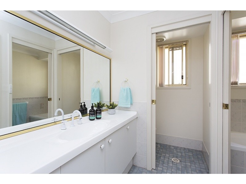 61 Bundanoon Road, Woronora Heights NSW 2233