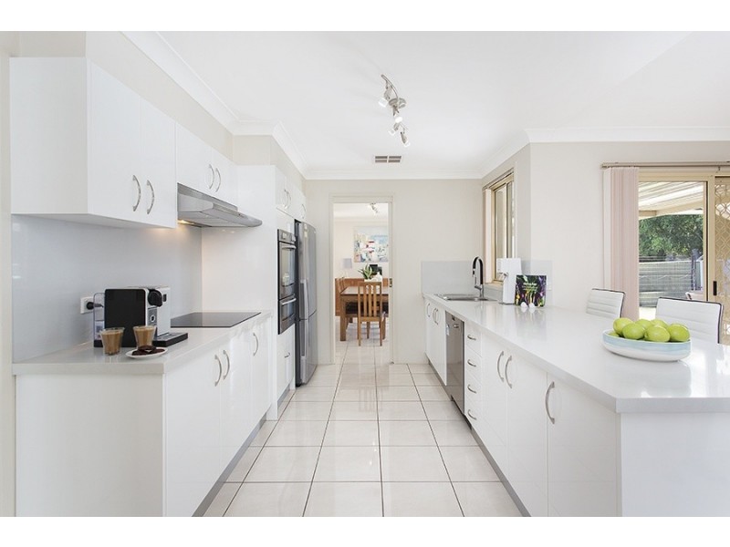 61 Bundanoon Road, Woronora Heights NSW 2233