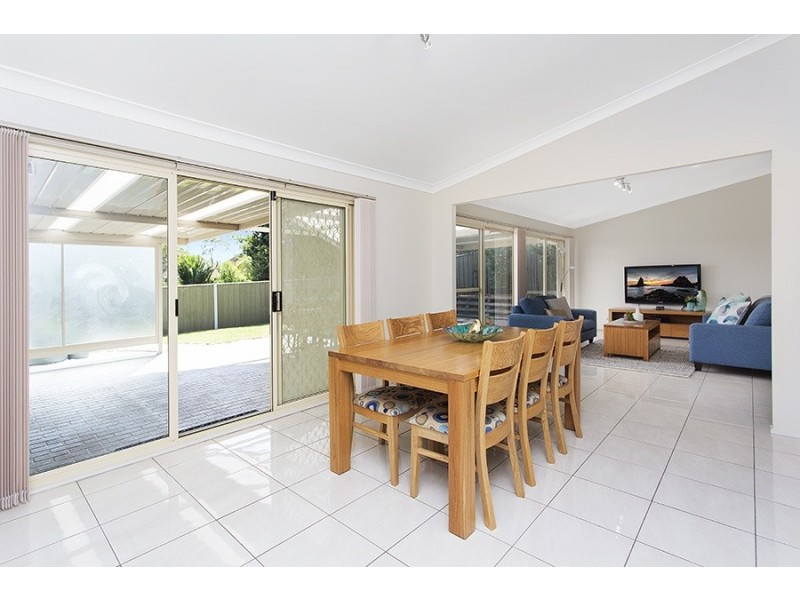 61 Bundanoon Road, Woronora Heights NSW 2233