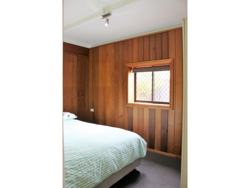 1A Bracken Close, Engadine NSW 2233