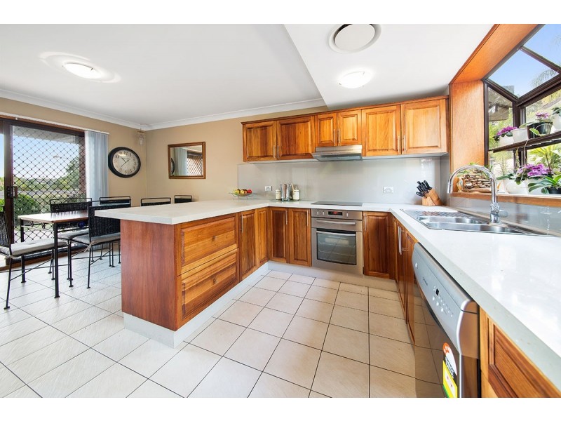 17 Shearwater Avenue, Woronora Heights NSW 2233