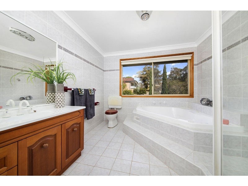 6 Teal Place, Woronora Heights NSW 2233