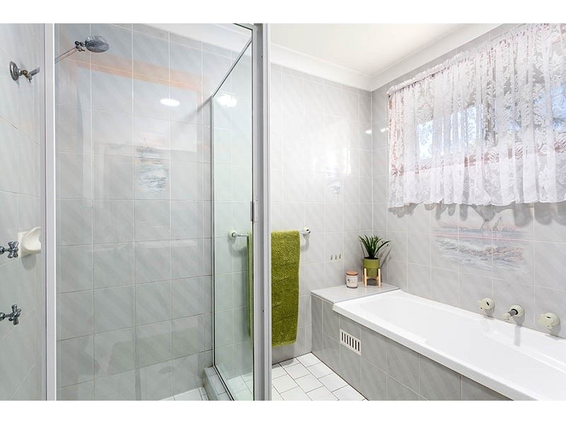 130 Warrangarree Drive, Woronora Heights NSW 2233