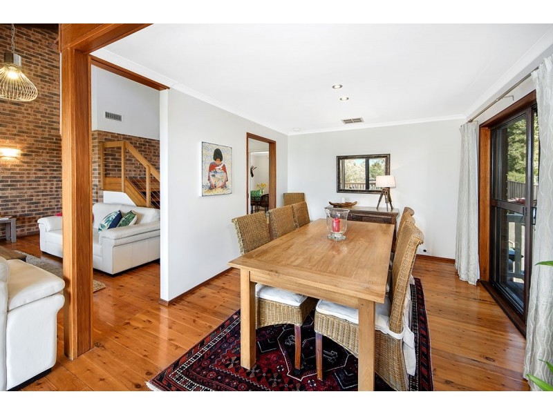 70 Albatross Circuit, Woronora Heights NSW 2233