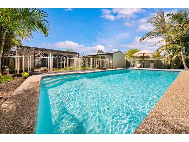 54 Laurina Ave, Yarrawarrah NSW 2233