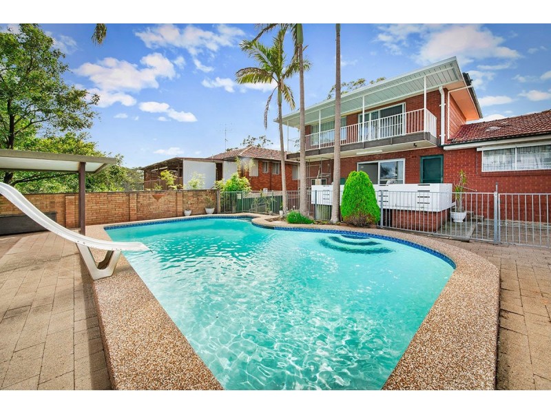 17 Jane Place, Heathcote NSW 2233