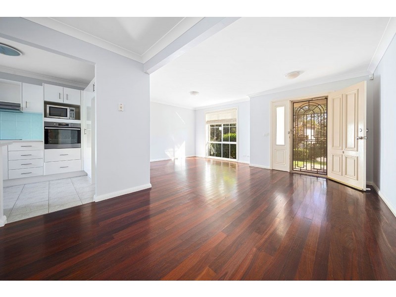 8 Oakwood Way, Menai NSW 2234