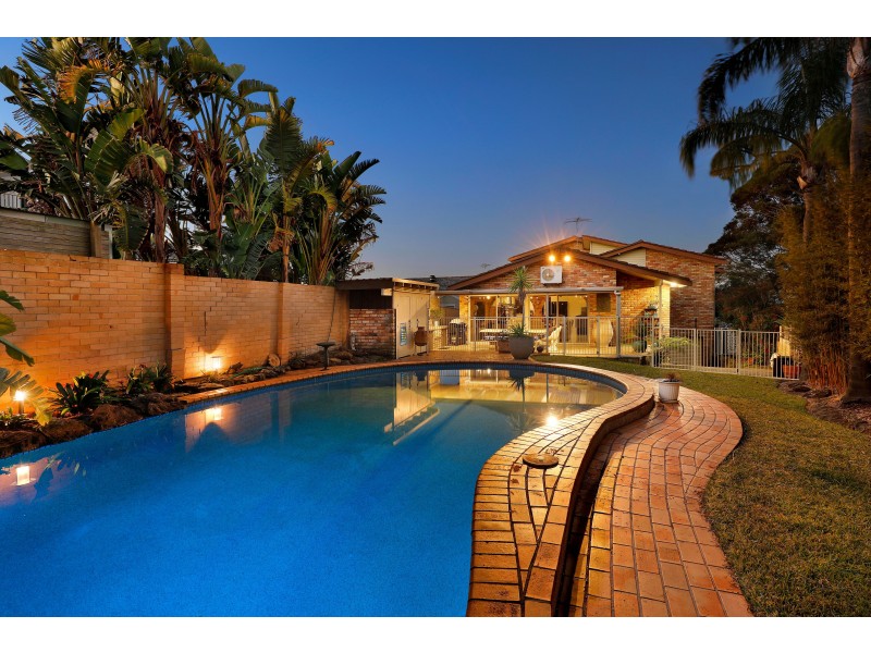 1 Dumbarton Place, Engadine NSW 2233