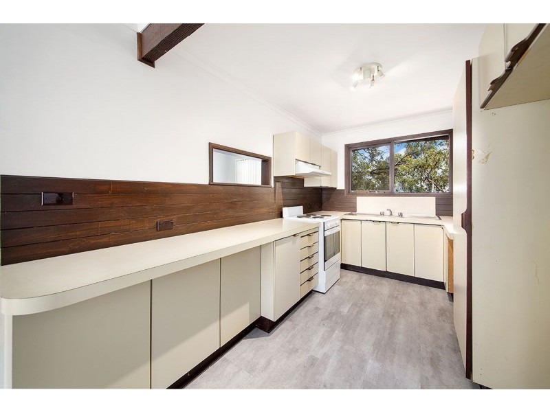 4 Tilba Place, Yarrawarrah NSW 2233