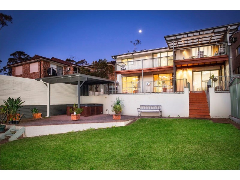 9 Atherton Road, Engadine NSW 2233