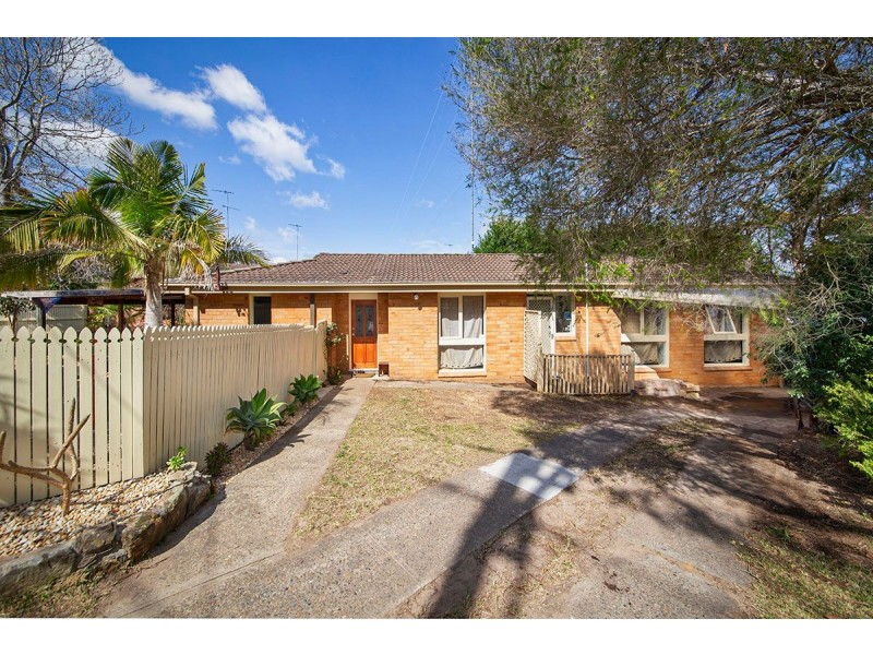 27 Higgerson Avenue, Engadine NSW 2233