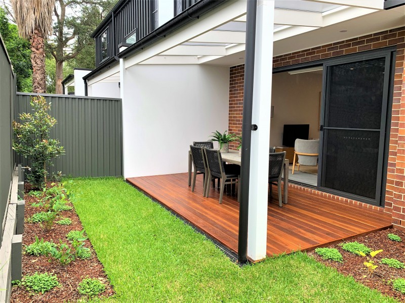 2/8 Blacket Street, Heathcote NSW 2233