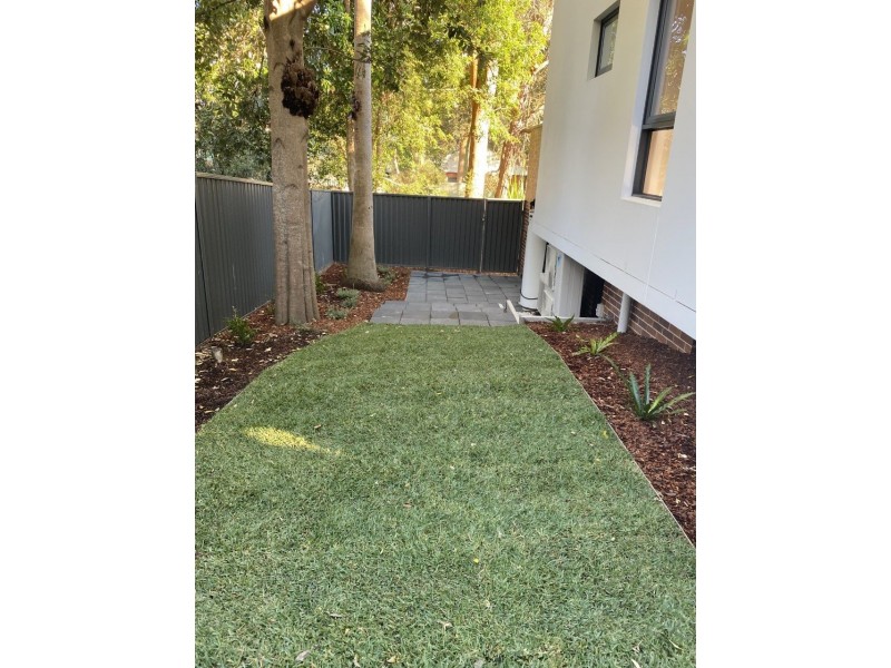 2/8 Blacket Street, Heathcote NSW 2233