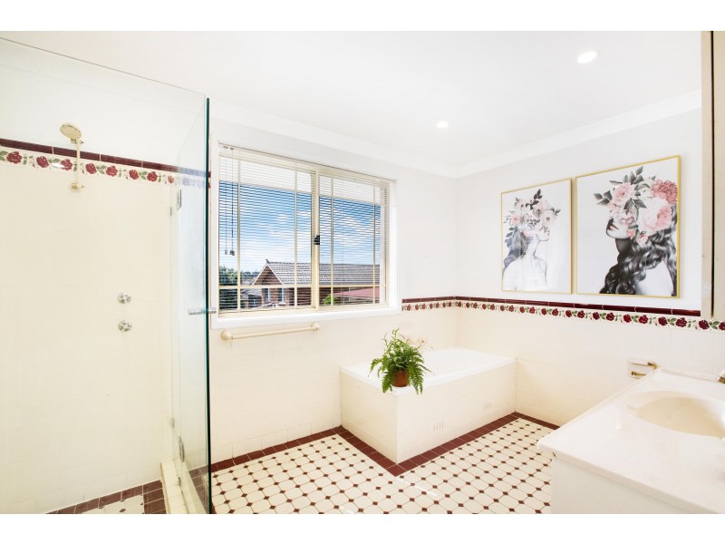 49 Warrangarree Drive, Woronora Heights NSW 2233