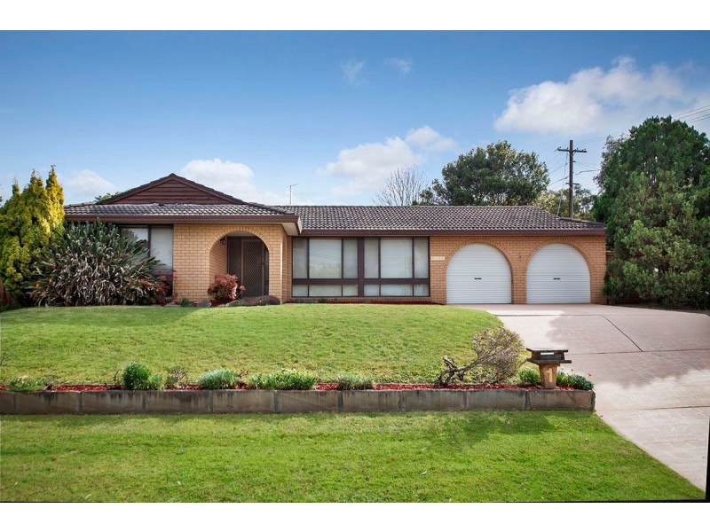 1 Brigalow Place, Engadine NSW 2233