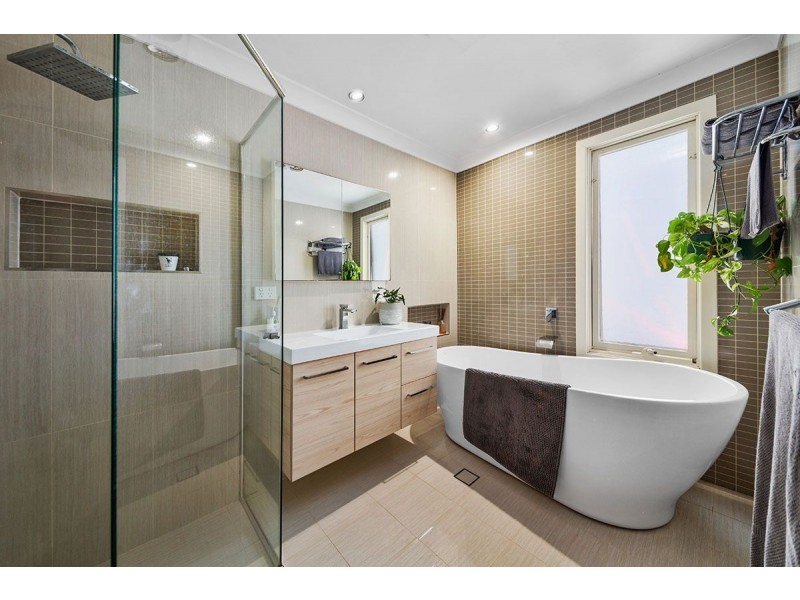 5 Quarrion Place, Woronora Heights NSW 2233