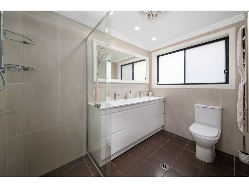 10 Electra Street, Heathcote NSW 2233