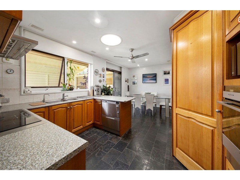 77 Kingswood Road, Engadine NSW 2233