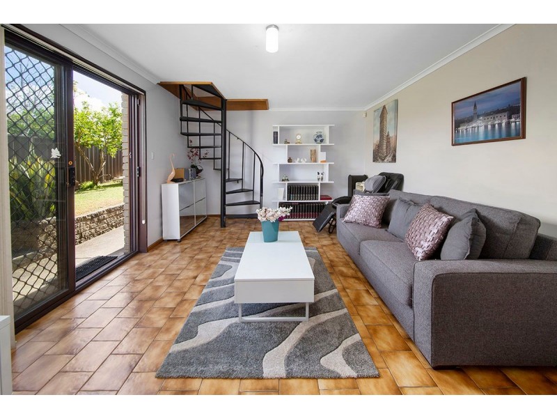 77 Kingswood Road, Engadine NSW 2233