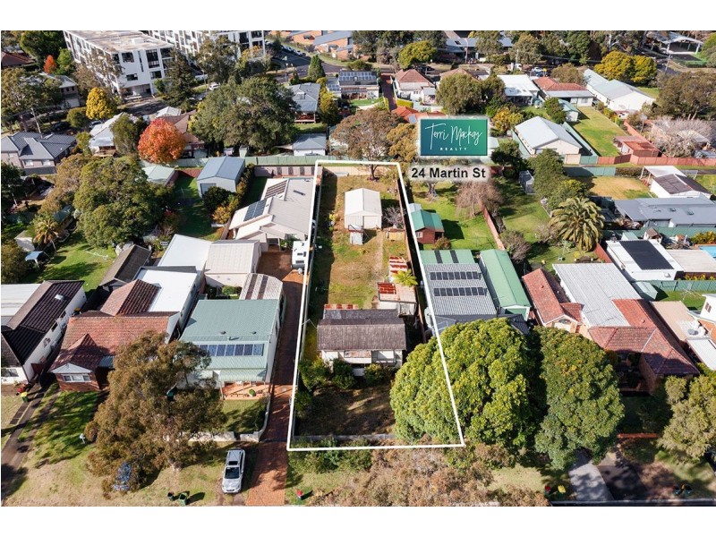 14 Martin Street, Heathcote NSW 2233