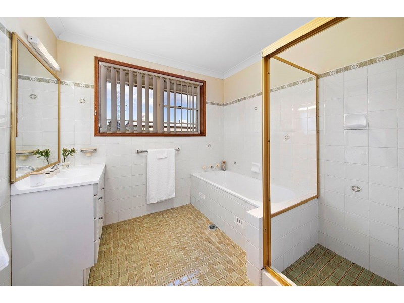 2/124 Wilson Parade, Heathcote NSW 2233