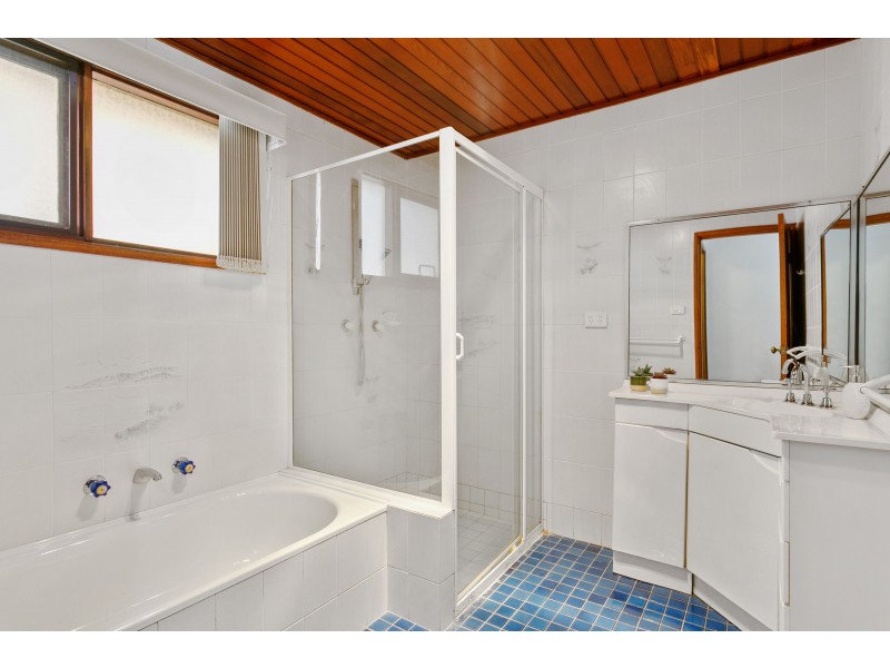 19 Electra Street, Heathcote NSW 2233