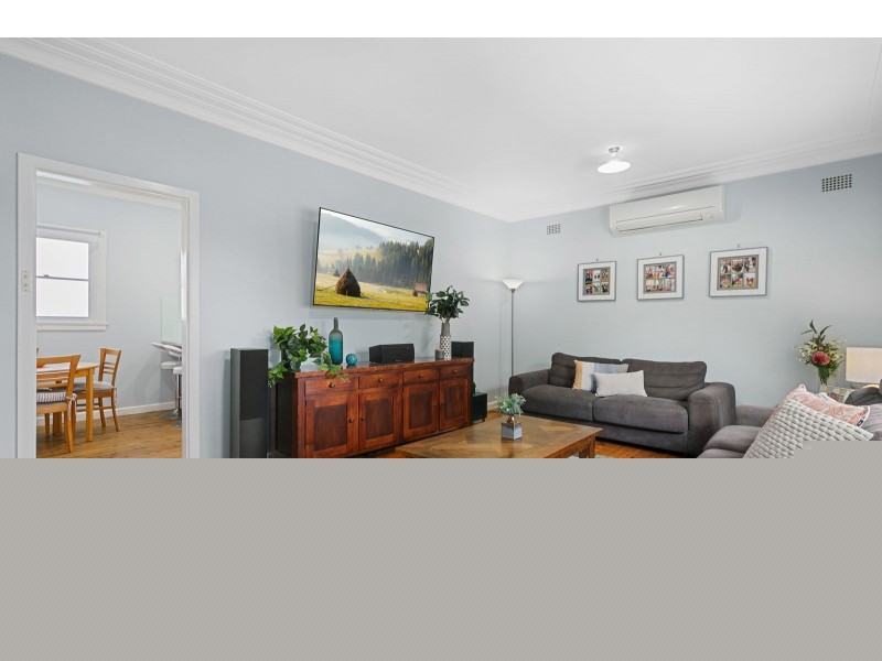 221 Woronora Road, Engadine NSW 2233