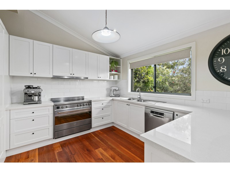 92 Ninth Avenue, Loftus NSW 2232