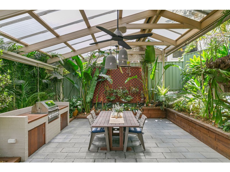 92 Ninth Avenue, Loftus NSW 2232