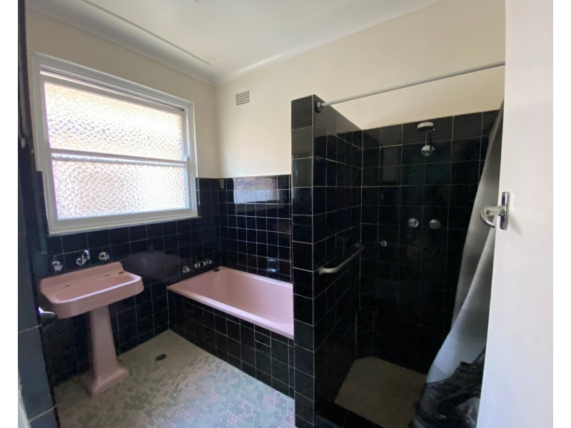 16 Adina Street, Miranda NSW 2228