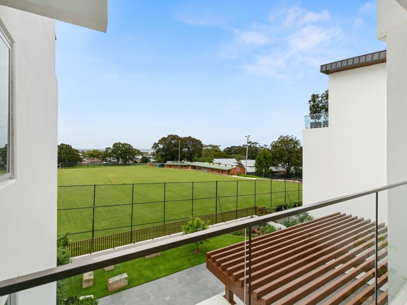 206/7 Dianella Street, Caringbah NSW 2229