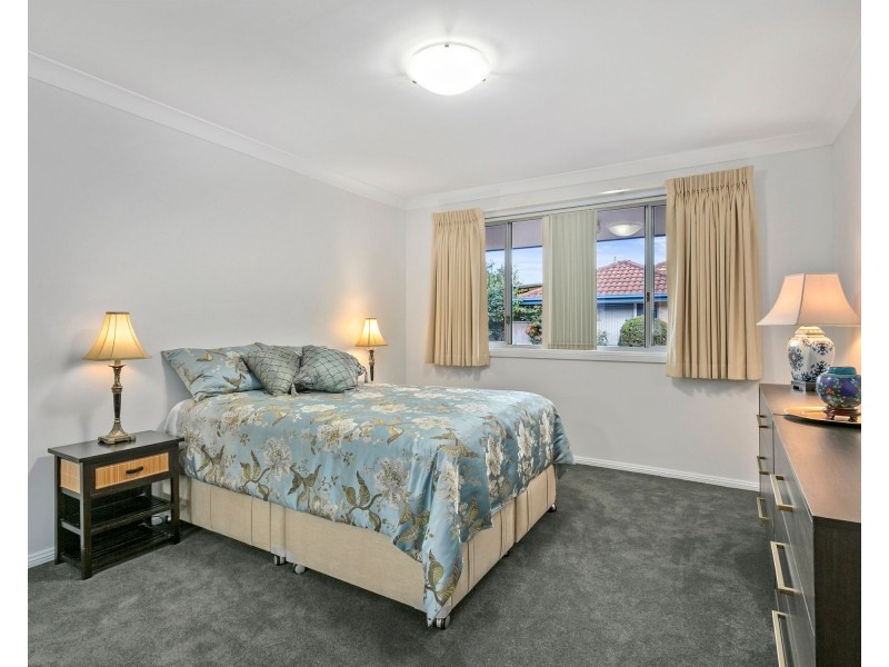 2/62-64 Old Bush Road, Yarrawarrah NSW 2233