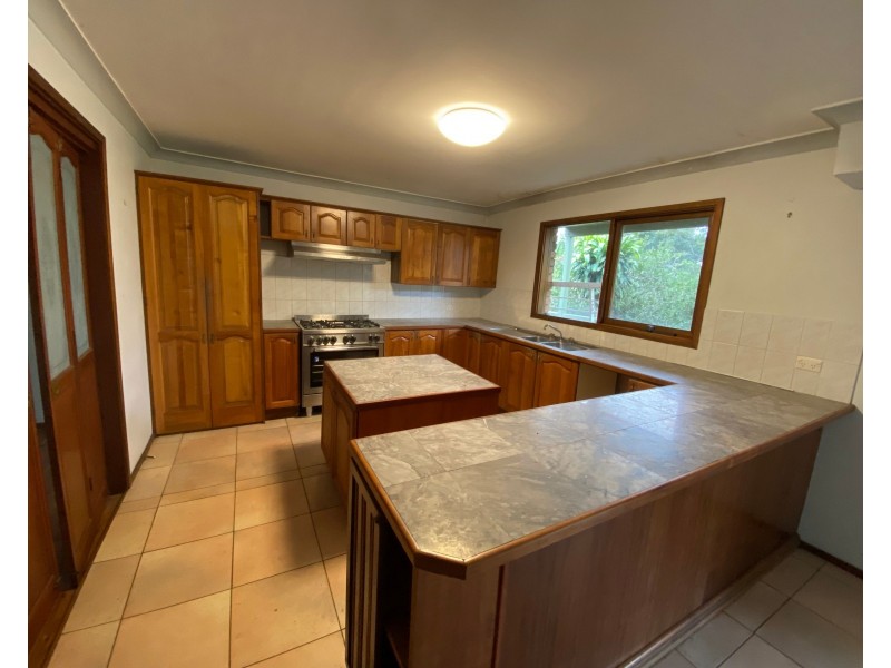 34 Spoonbill Avenue, Woronora Heights NSW 2233
