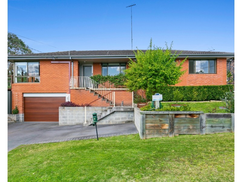 8 Cassandra Crescent, Heathcote NSW 2233