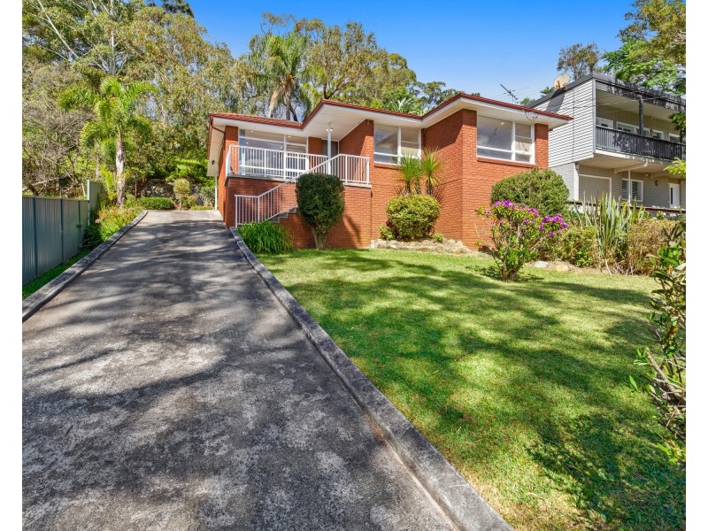 92 Sladden Road, Yarrawarrah NSW 2233