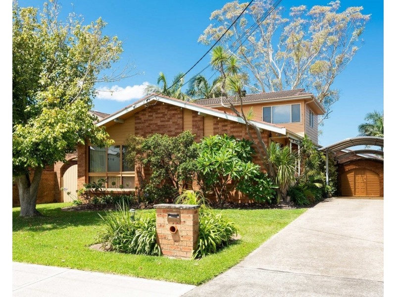 16 Old Bush Road, Yarrawarrah NSW 2233