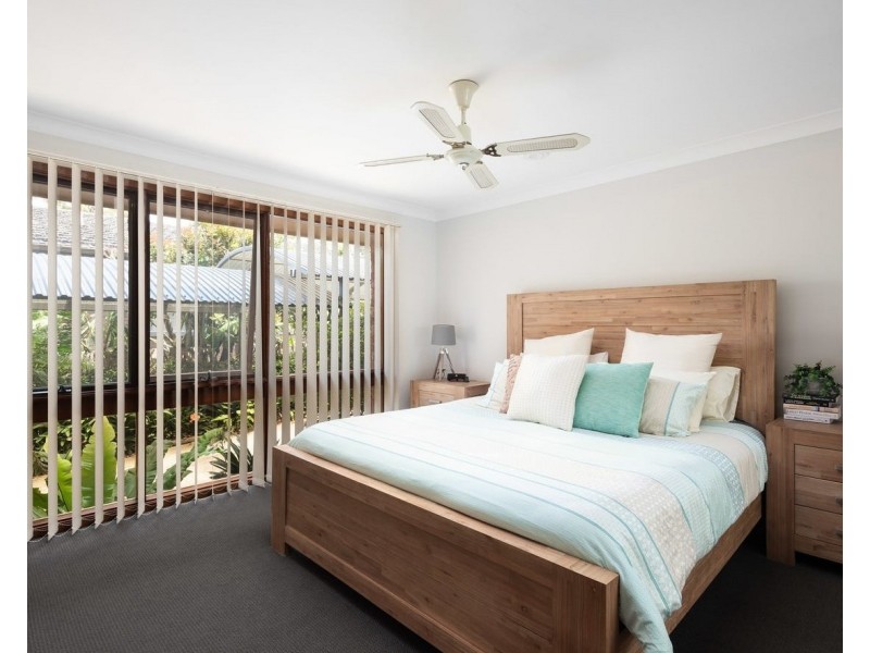 16 Old Bush Road, Yarrawarrah NSW 2233