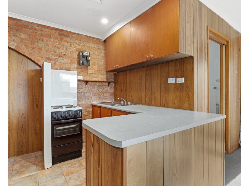 16a Old Bush Road, Yarrawarrah NSW 2233