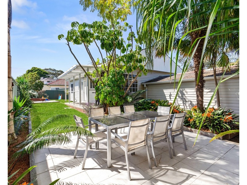 201 Cooriengah Heights Road, Engadine NSW 2233