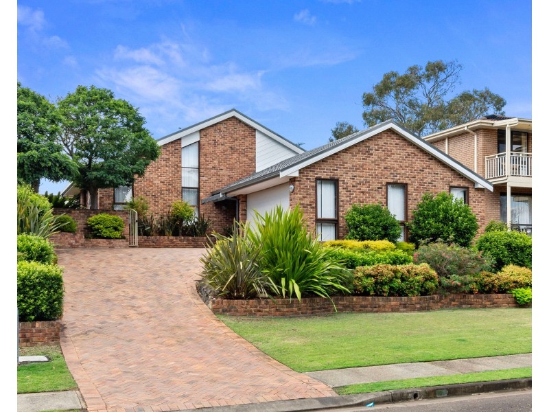 100 Warrangarree Drive, Woronora Heights NSW 2233