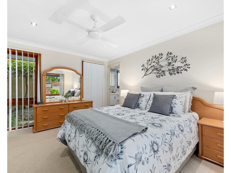 100 Warrangarree Drive, Woronora Heights NSW 2233