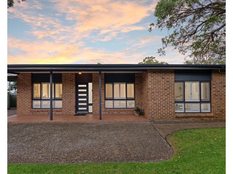 11 Strickland Street, Heathcote NSW 2233