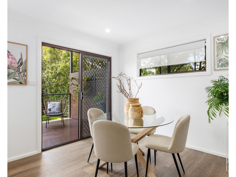 11 Strickland Street, Heathcote NSW 2233